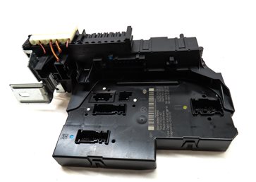 Thumbnail 4: 10-11 MERCEDES GLK350 (X204) REAR SIGNAL ACQUISITION CONTROL MODULE SAM FUSE BOX