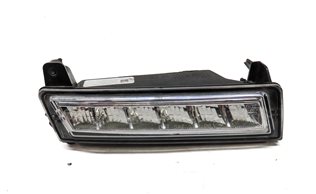 Thumbnail 2: 10-12 MERCEDES GL550 GLK350 (X164 X204) RIGHT FRONT PASSENGER LED FOGLIGHT LAMP