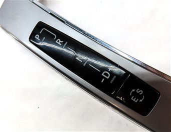 Thumbnail 7: 2011 MERCEDES GLK350 (X204) FRONT CENTER CONSOLE SHIFTER SHIFT SURROUND TRIM