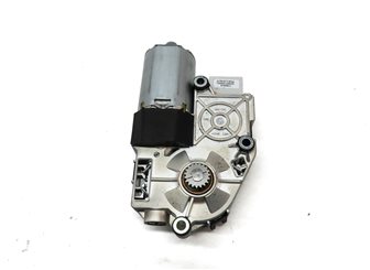 Thumbnail 4: 2015-2018 AUDI Q3 (8U) SUNROOF SUN ROOF WINDOW MOTOR