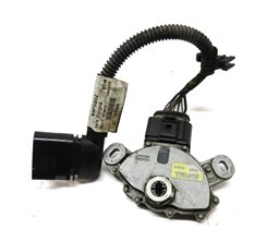 Thumbnail 5: 2015 AUDI Q3 (8U) 2.0L TURBO TRANSMISSION NEUTRAL SAFETY SWITCH w/ WIRE HARNESS
