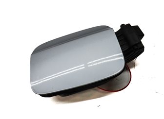 Thumbnail 3: 2015-2018 AUDI Q3 (8U) FUEL TANK DOOR LID TRIM w/ HOUSING & CAP (Silver)