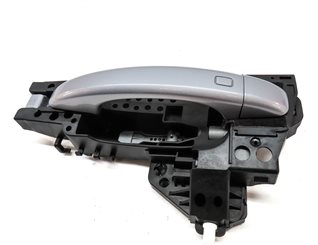 Thumbnail 4: 2015-2018 AUDI Q3 (8U) LEFT REAR EXTERIOR DOOR HANDLE (Silver)