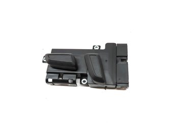 Thumbnail 4: 2015 AUDI Q3 (8U) FRONT RIGHT PASSENGER SEAT ADJUST ADJUSTMENT SWITCH (BLACK)