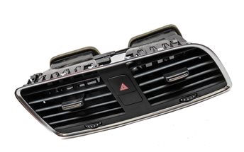 Thumbnail 3: 2015 AUDI Q3 (8U) FRONT CENTER DASH AC HEATER AIR VENT & HAZARD (Black & Silver)