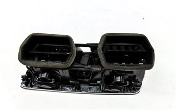 Thumbnail 6: 2015 AUDI Q3 (8U) FRONT CENTER DASH AC HEATER AIR VENT & HAZARD (Black & Silver)