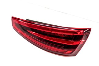 Thumbnail 4: 2015 AUDI Q3 (8U) REAR RIGHT PASSENGER TRUNK LED TAILLIGHT BRAKE LIGHT LAMP