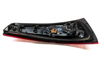 Thumbnail 5: 2015 AUDI Q3 (8U) REAR RIGHT PASSENGER TRUNK LED TAILLIGHT BRAKE LIGHT LAMP