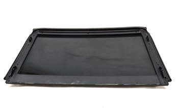 Thumbnail 6: 2015-2018 AUDI Q3 (8U) REAR STATIONARY PANORAMIC SUNROOF SUN ROOF GLASS WINDOW