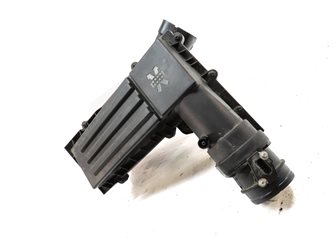 Thumbnail 3: 2015-2018 AUDI Q3 (8U) 2.0L ENGINE AIR FILTER HOUSING CLEANER BOX