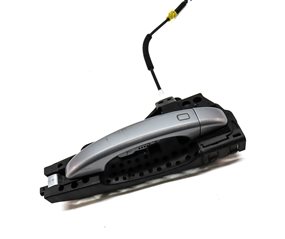 Thumbnail 3: 2015-2018 AUDI Q3 (8U) RIGHT FRONT PASSENGER DOOR HANDLE (Silver)