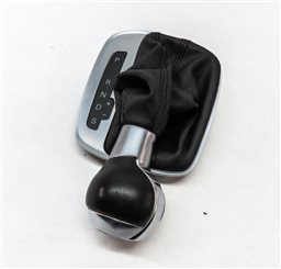 2015 AUDI Q3 (8U) AUTO TRANSMISSION SHIFTER SHIFT KNOB & BOOT w/ SHIFT INDICATOR