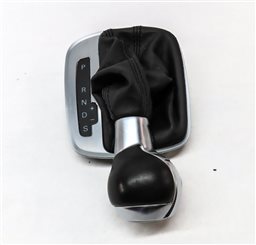 Thumbnail 2: 2015 AUDI Q3 (8U) AUTO TRANSMISSION SHIFTER SHIFT KNOB & BOOT w/ SHIFT INDICATOR