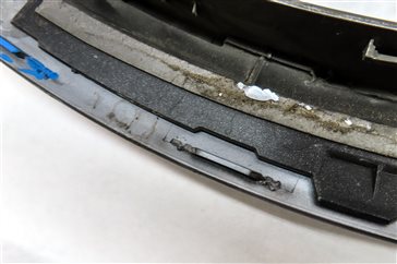 Thumbnail 7: 2015 AUDI Q3 (8U) REAR RIGHT WHEEL WELL FENDER FLARE MOULDING TRIM  (Silver)