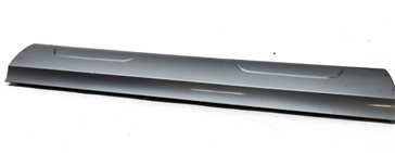 2015 AUDI Q3 (8U) FRONT LEFT DRIVER SIDE LOWER DOOR MOULDING TRIM  (Silver)