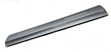 Thumbnail 3: 2015 AUDI Q3 (8U) FRONT LEFT DRIVER SIDE LOWER DOOR MOULDING TRIM  (Silver)