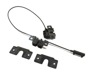 2010 LAND ROVER LR4 (L319) LEFT & RIGHT HOOD LATCH w/ CABLE