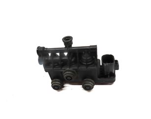 Thumbnail 2: 2010 LAND ROVER LR4 (L319) REAR AIR SUSPENSION TRANSFER RELIEF VALVE