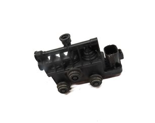 Thumbnail 3: 2010 LAND ROVER LR4 (L319) REAR AIR SUSPENSION TRANSFER RELIEF VALVE