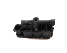 Thumbnail 4: 2010 LAND ROVER LR4 (L319) REAR AIR SUSPENSION TRANSFER RELIEF VALVE