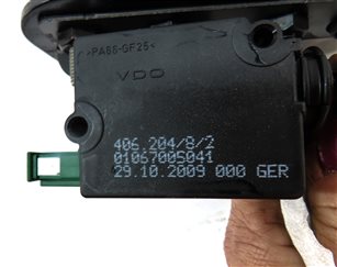 Thumbnail 7: 2010 LAND ROVER LR4 (L319) REAR LEFT HATCH TRUNK TAILGATE LOWER LOCK LATCH