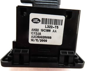 Thumbnail 7: 2010 LAND ROVER LR4 (L319) RADIO STEREO SOUND USB IPOD INPUT PANEL