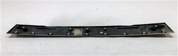Thumbnail 5: 2010 LAND ROVER LR4 (L319) LOWER TAILGATE TAIL GATE TRIM PANEL (White)