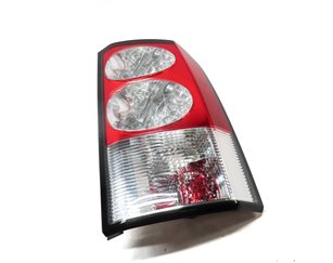 Thumbnail 4: 2010-2013 LAND ROVER LR4 - RIGHT PASSENGER REAR TAILLIGHT BRAKE LIGHT LAMP