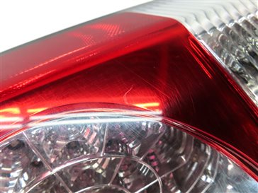 Thumbnail 7: 2010-2013 LAND ROVER LR4 - RIGHT PASSENGER REAR TAILLIGHT BRAKE LIGHT LAMP