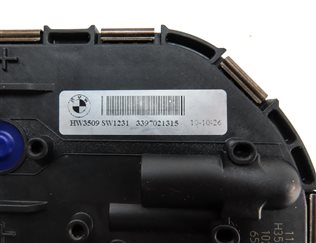 Thumbnail 6: 2011-2017 BMW X3 (F25) FRONT WINDOW GLASS WINDSHEILD WIPER MOTOR