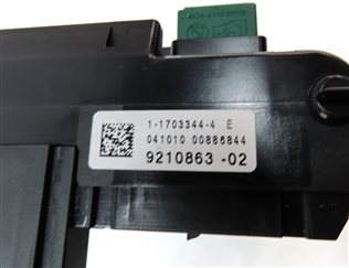Thumbnail 5: 2011 BMW X3 (F25) FRONT POWER DISTRIBUTION RELAY FUSE BOX