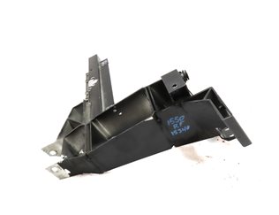 Thumbnail 2: 2011 BMW X3 (F25) FRONT RIGHT PASSENGER SIDE RADIATOR CORE SUPPORT MOUNT BRACKET