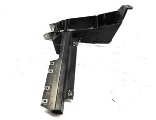 Thumbnail 6: 2011 BMW X3 (F25) FRONT RIGHT PASSENGER SIDE RADIATOR CORE SUPPORT MOUNT BRACKET