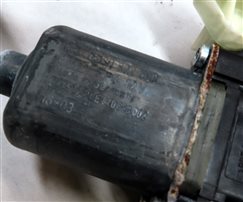 Thumbnail 8: 14-20 RANGE ROVER SPORT (L494) FRONT RIGHT PASSENGER WINDOW REGULATOR w/ MOTOR