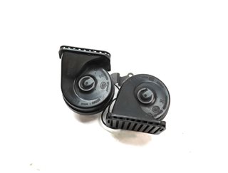 Thumbnail 1: 2016 LAND RANGE ROVER SPORT (L494) HIGH LOW TONE NOTE HORN SET/2