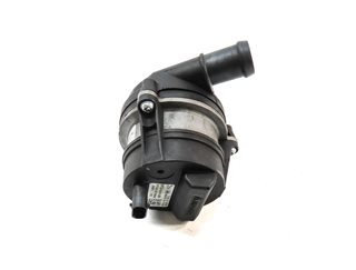 Thumbnail 4: 16 LAND RANGE ROVER SPORT (L494) 3.0L DIESEL ENGINE AUXILIARY WATER COOLANT PUMP