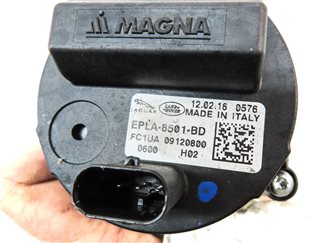 Thumbnail 6: 16 LAND RANGE ROVER SPORT (L494) 3.0L DIESEL ENGINE AUXILIARY WATER COOLANT PUMP