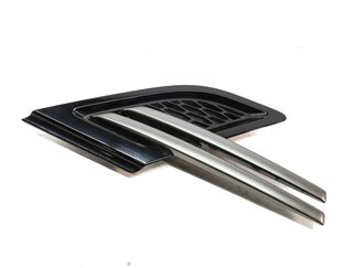 Thumbnail 1: 2016 LAND RANGE ROVER SPORT (L494) FRONT RIGHT PASSENGER FENDER GRILLE TRIM