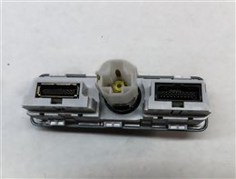 Thumbnail 5: 2016 LAND RANGE ROVER SPORT (L494) AUX AUXILIARY IN USB POWER SOCKET PANEL