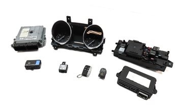 Thumbnail 1: 16 RANGE ROVER SPORT L494 3.0L DIESEL TDV6 ECM BCM IMMOBILIZER MODULE KEY SET/9