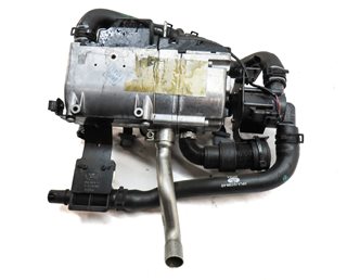 Thumbnail 5: 2016 RANGE ROVER SPORT (L494) 3.0L DIESEL ENGINE PRE HEATER COOLANT PUMP MODULE