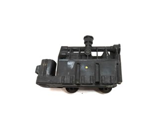 Thumbnail 4: 2010 LAND ROVER LR4 (L319) AIR SUSPENSION TRANSFER RELIEF CONTROL VALVE BLOCK