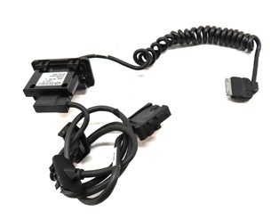 Thumbnail 6: 2010 LAND ROVER LR4 (L319) USB AUX IN PORT JACK CONTROL PANEL w/ CABLES