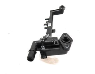 Thumbnail 4: 2013 LAND RANGE ROVER (L405) 5.0L NON SUPER ENGINE COOLANT CROSSOVER PIPE HOSE