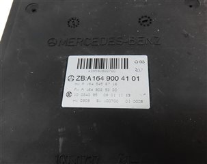 Thumbnail 4: 2010-2013 MB GL320 GL450 GL550 R350 (X164 W251) FRONT SIGNAL ACTIVATION MODULE