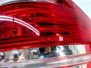 Thumbnail 8: 2010-2012 MB GL350 GL450 GL550 (X164) RIGHT PASSENGER TAILLIGHT BRAKE LIGHT LAMP
