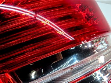 Thumbnail 8: 2010-2012 MB GL350 GL450 GL550 (X164) LEFT DRIVER TAILLIGHT BRAKE LIGHT LAMP