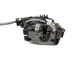 Thumbnail 4: 15-22 MERCEDES C300 C350 C400 C450 E300 E350 E400 E450 - RIGHT FRONT DOOR LATCH