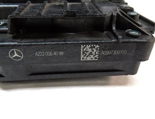 Thumbnail 7: 2015-2021 MERCEDES C300 C350 C400 C450 E300 E400 E450 GLC - LEFT REAR DOOR LATCH