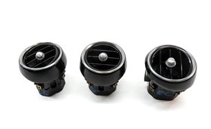 Thumbnail 2: 2019 MERCEDES GLC300 (X253) FRONT CENTER HEAT AIR AC DASH VENT SET/3 (BLACK)